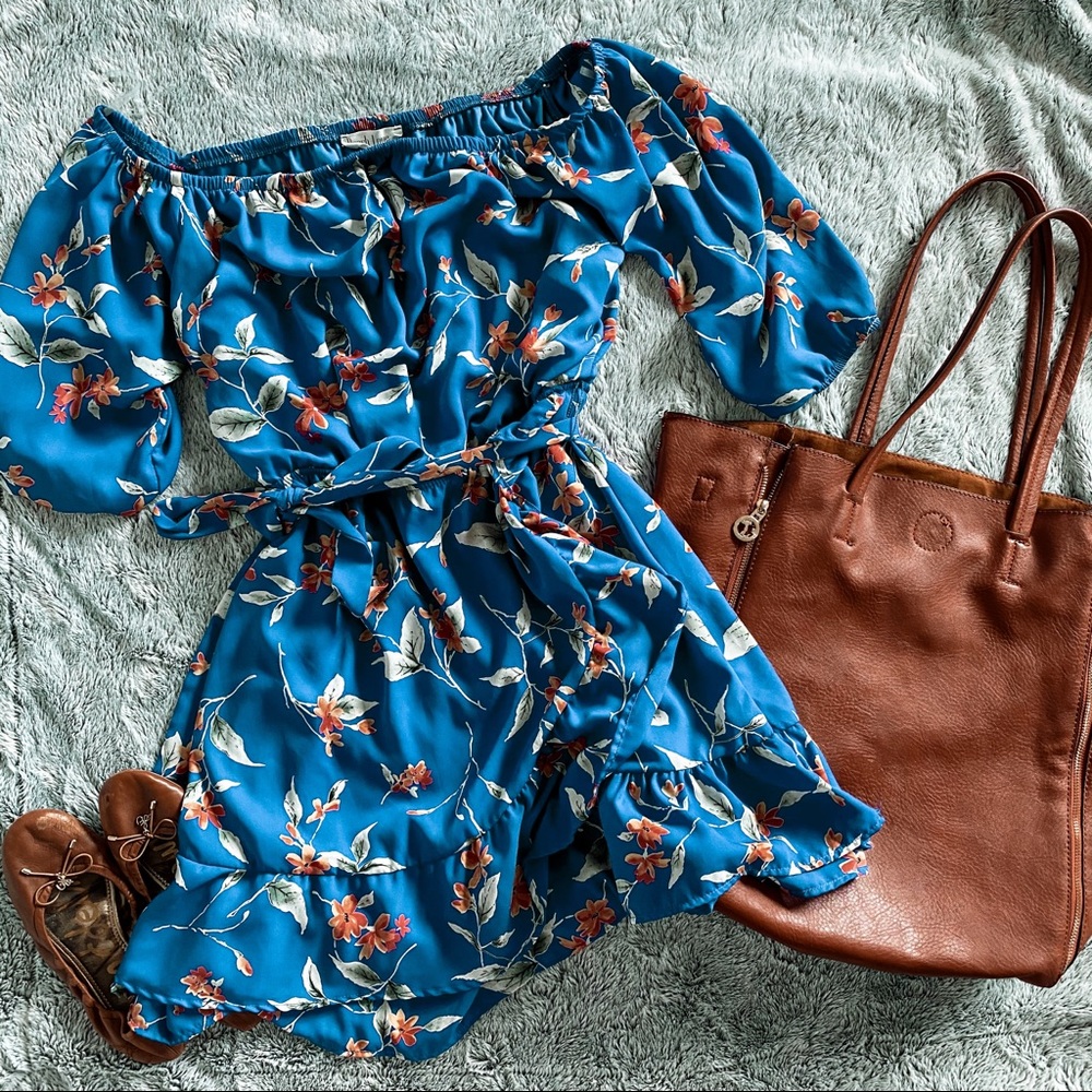 Peach Love California Royal Blue Floral Dress